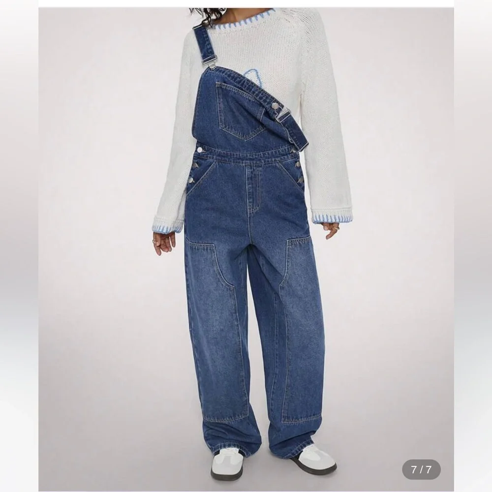 Forever 21 Blue Denim Wide-Leg Jeans NWT SIZE M - Picture 1 of 4